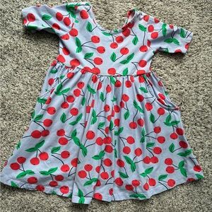 Super Cute Hanna Anderson short sleeve dress size 110 (us 5)